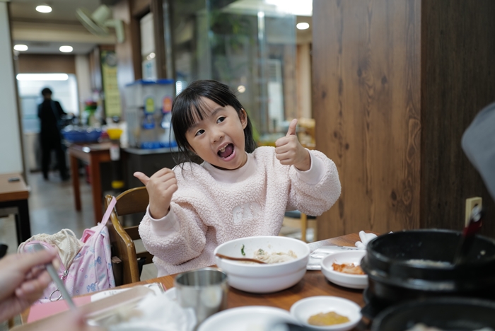 韓國の輕旅行。泡菜景點都在這_『食記美食。釜山南浦』元祖首爾人蔘雞湯원조서울삼계탕(南浦洞總店)｜在地65年老字號「人蔘雞湯」삼계탕 郭小寶‧這就是青春 - 郭小寶‧這就是青春
