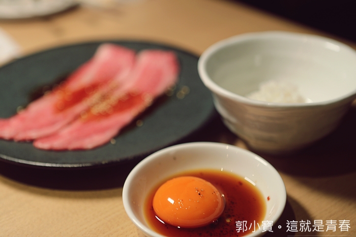 。愛知縣あいちけんGO_『食記美食。愛知名古屋』じろうや 介和牛燒肉｜名古屋人氣和牛燒肉第一把交椅｜提供但馬牛中的極品但馬玄｜名古屋老饕們的絕響燒肉！郭小寶‧這就是青春 - 郭小寶‧這就是青春